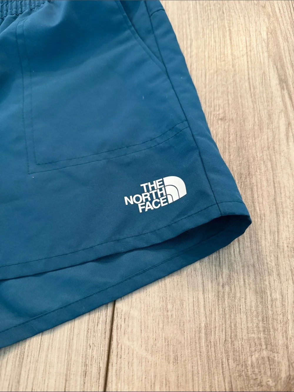 The North Face Girls Amphibious Class V Shorts Blue Coral Large